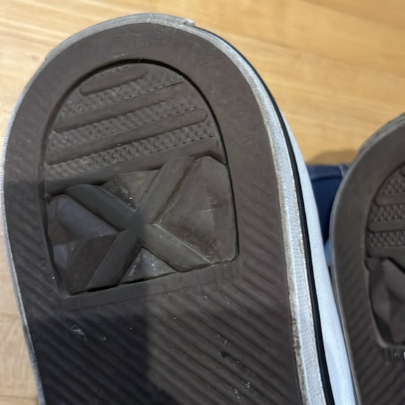 Chuck Taylors Navy Blue - Picture 6 of 6